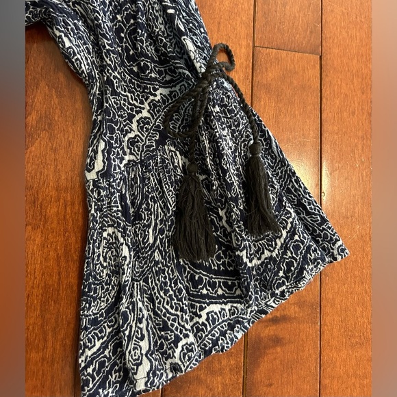 Chelsea & Theodore Navy Blue Paisley Women's Tunic Top Size Small - Picture 5 of 7